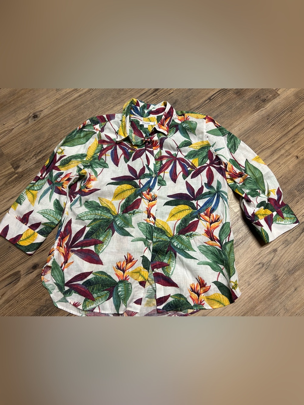 Chico's Women’s 1.5 (10) Tropical Leaf Button-Front Shirt - Linen White/Multi.
